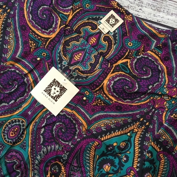 Button Up Long Sleeve V Neck Paisley Blouse - Picture 4 of 6